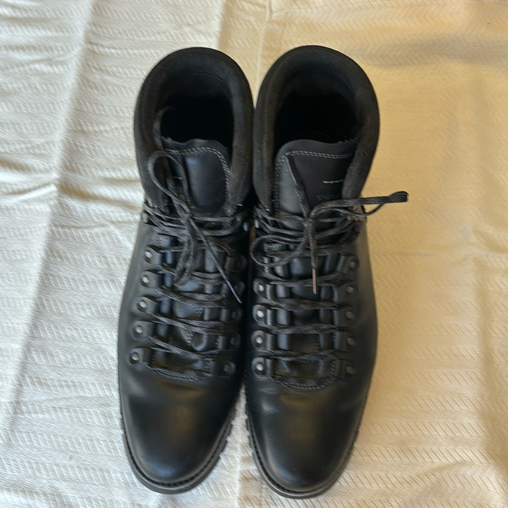 Cole Haan Zerogrand hiking boots. Grade A condition.